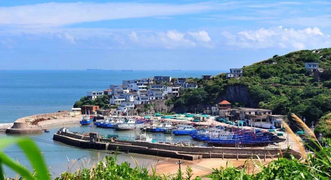 毕业后学校发的银行卡还能用吗游戏画面